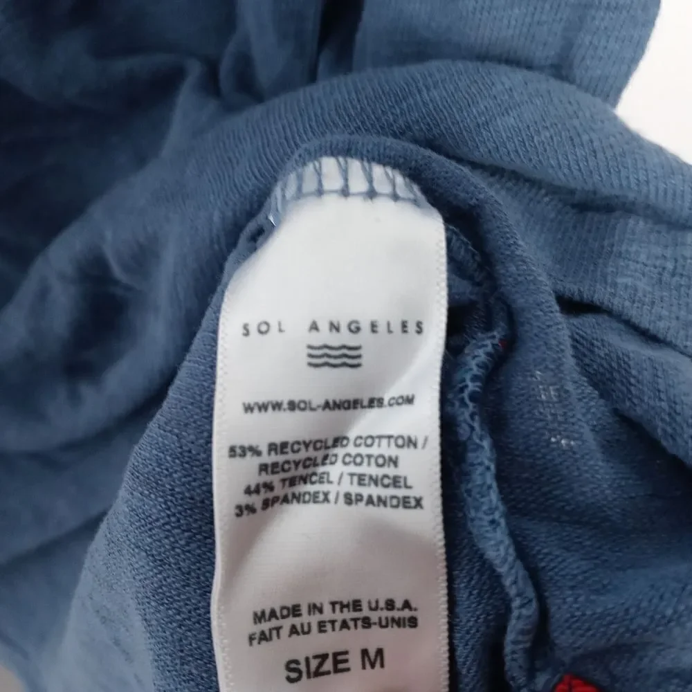 Sol Angeles navy tee size medium
